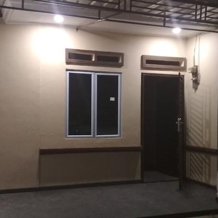 Sleeprest - Plamo Garden Hotel Batam Luaran gambar