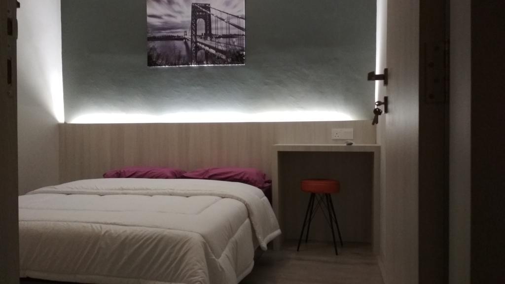 Sleeprest - Plamo Garden Hotel Batam Luaran gambar